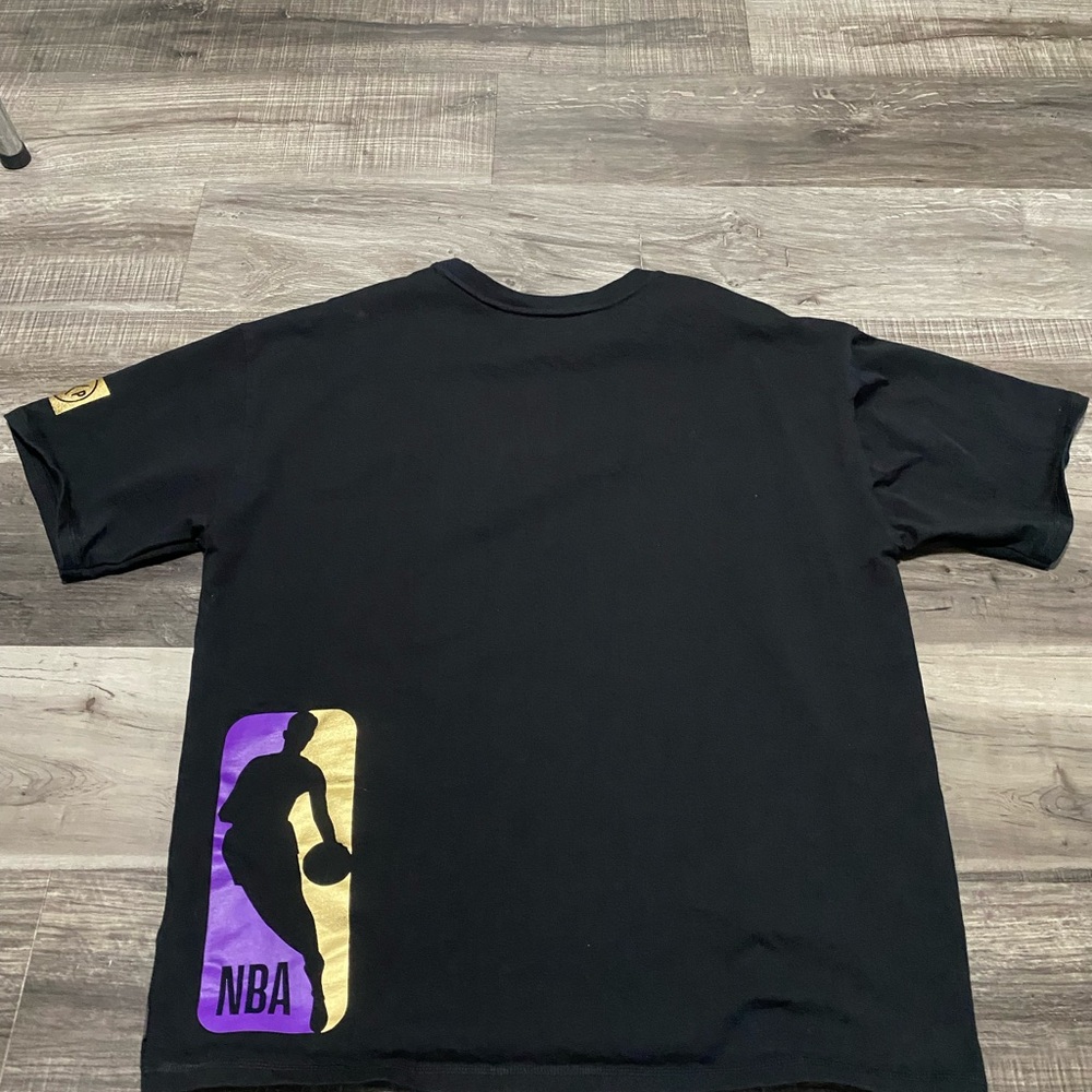 Express LA Lakers  Black and Gold Mens  Tee size Large 100% cotton - Picture 8 of 11